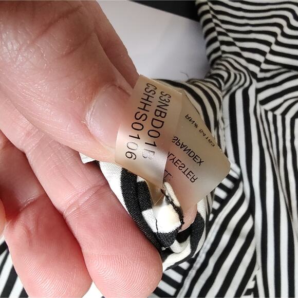 Calvin Klein Black & White Striped Pullover Roll Tab Sleeve Blouse Size XS - Picture 2 of 13